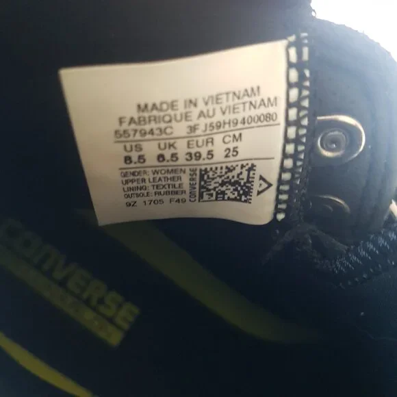 Waterproof Converse size 8 (women) - Picture 4 of 6